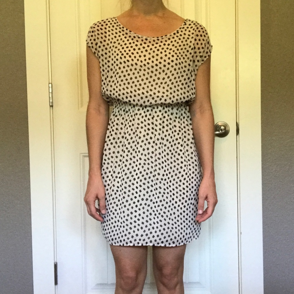 Soprano black and white short sleeve blouson dress